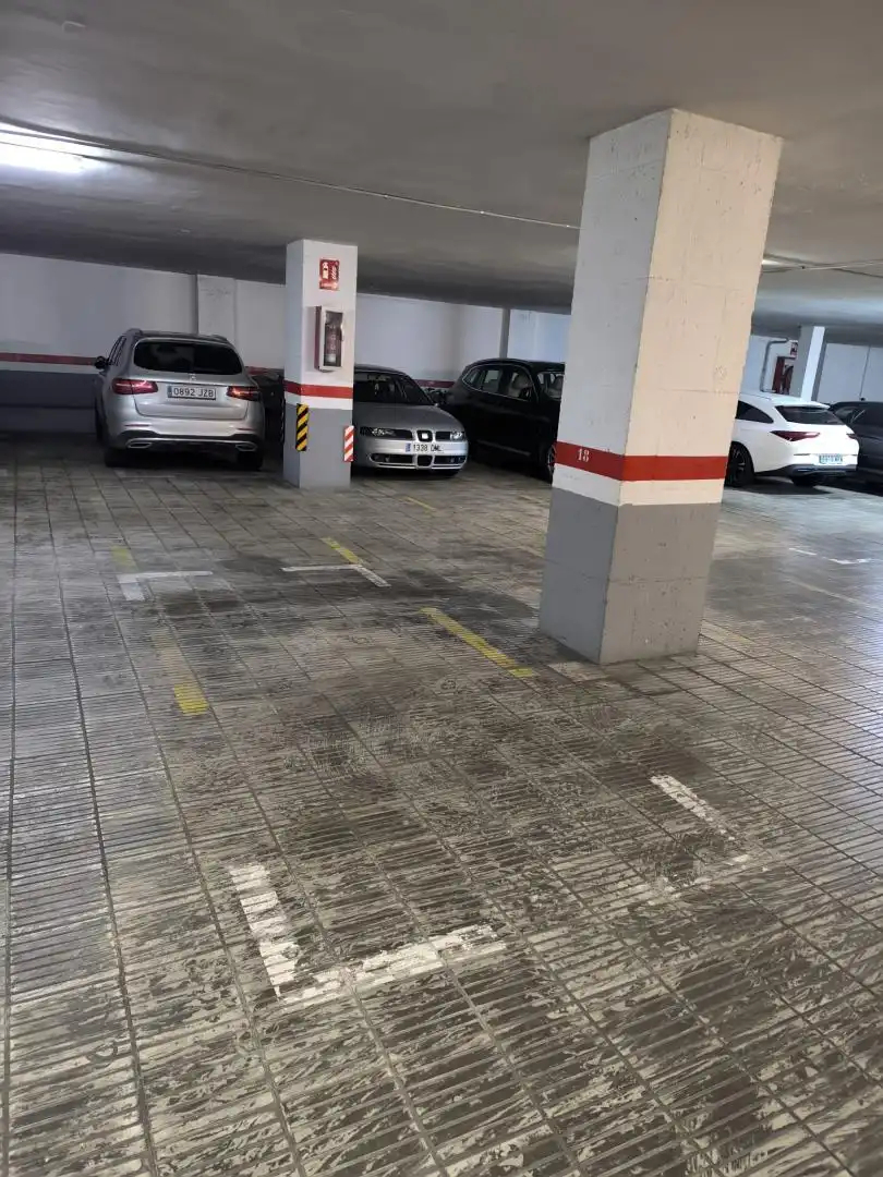 Garaje en venta en L'Antiga Esquerra de l'Eixample, Eixample