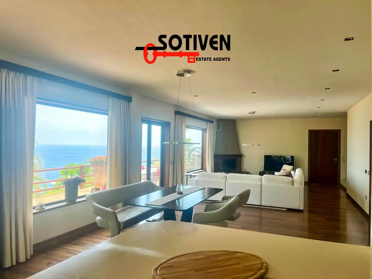 Sala de estar de Casa o chalet de alquiler en Los Realejos con Jardín privado y Terraza