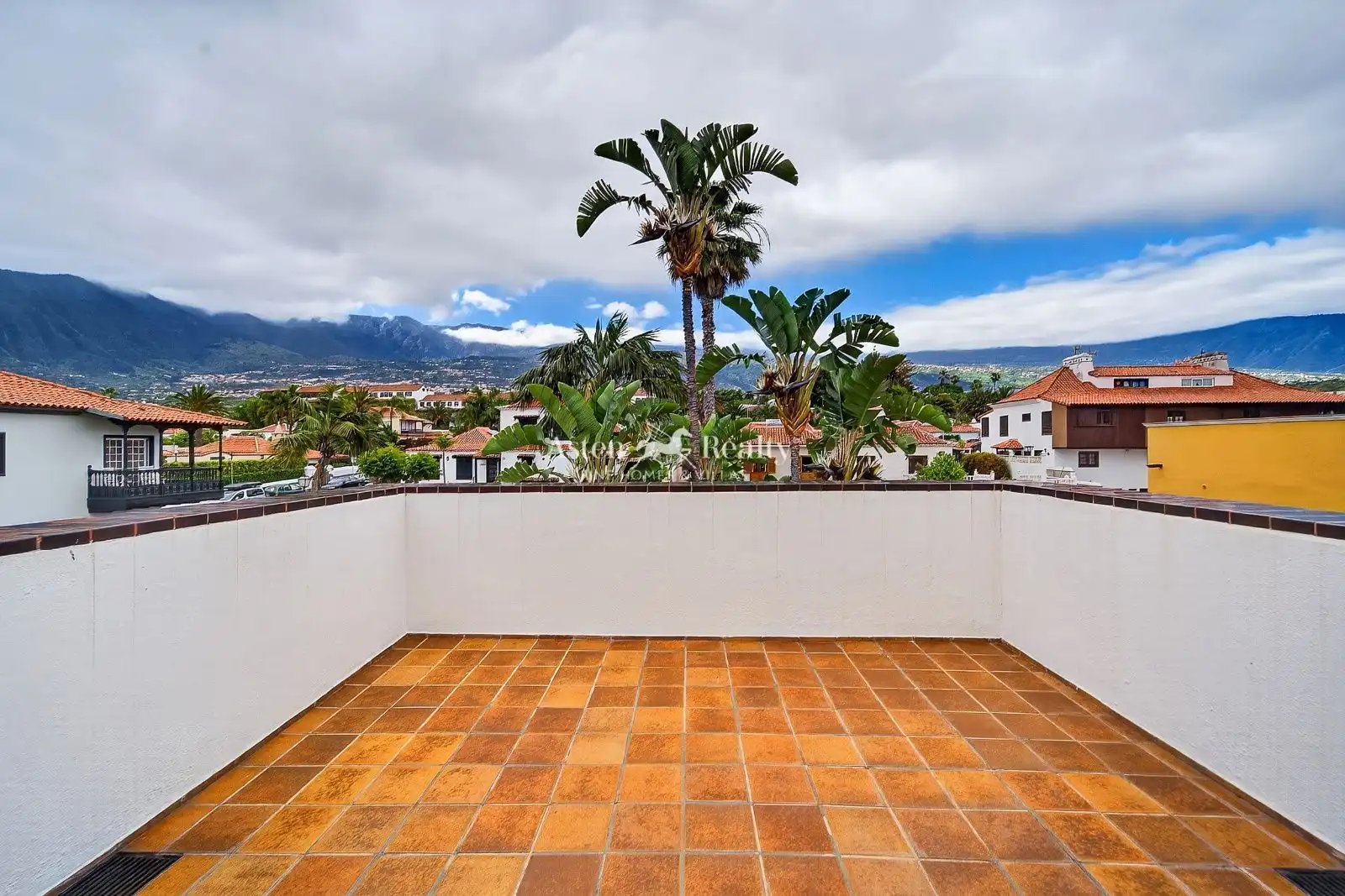 Terrassa de Casa o xalet en venda en Puerto de la Cruz amb Jardí privat, Terrassa i Traster