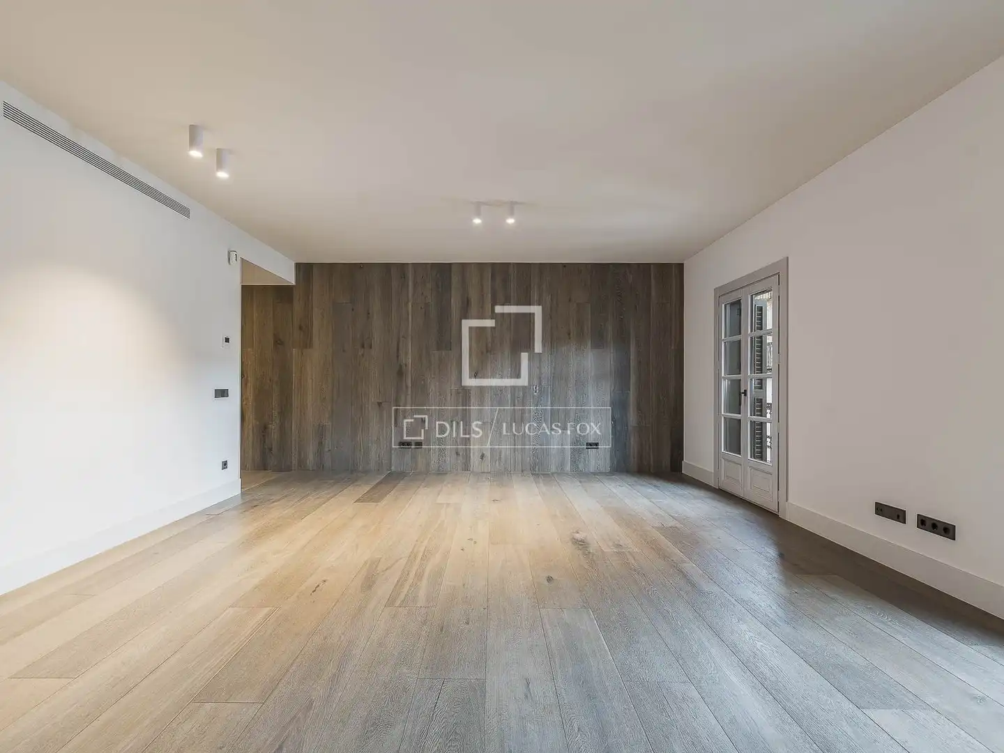 Sala de estar de Piso en venta en Barcelona con Aire acondicionado, Calefacción y Terraza