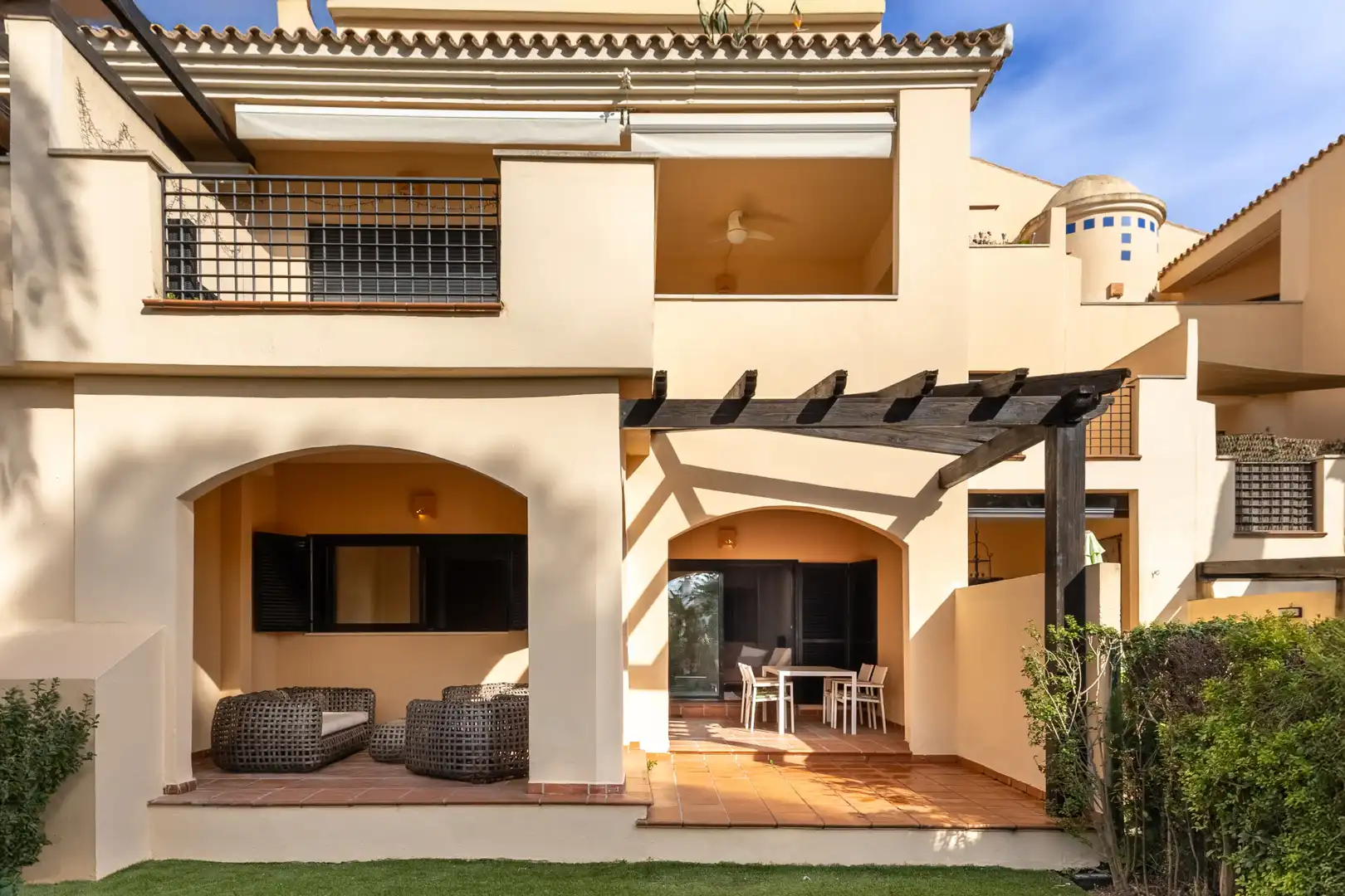 Apartament amb piscina en venda a Nueva Andalucía, imagen 3