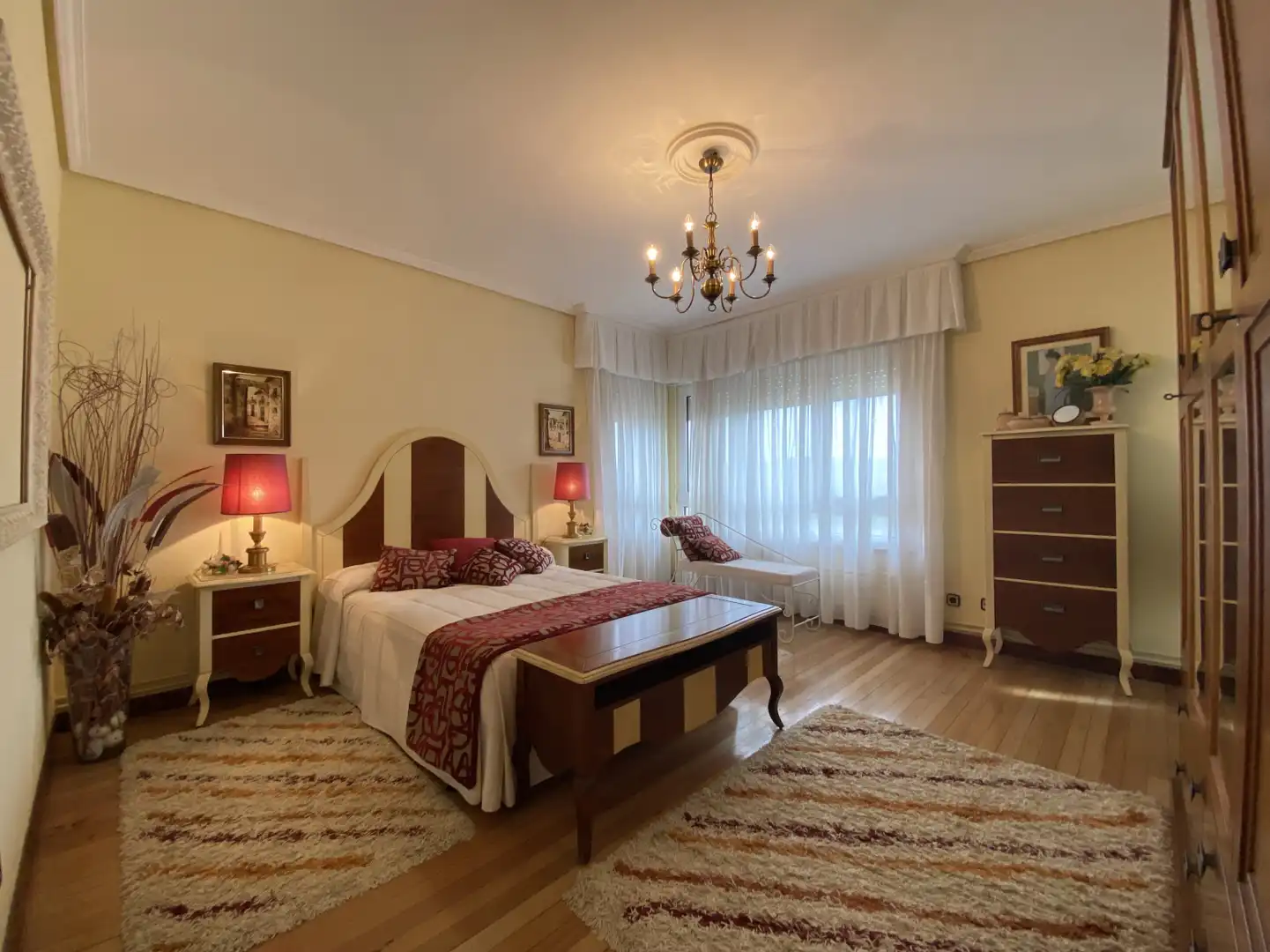 Bedroom of Detached homes for sale in Torrelavega   with Heating, Private garden and Parquet flooring