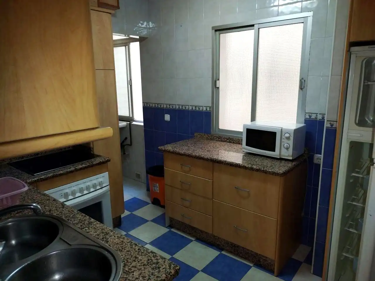 Kitchen of Flat for rent in Granada  with Furnished