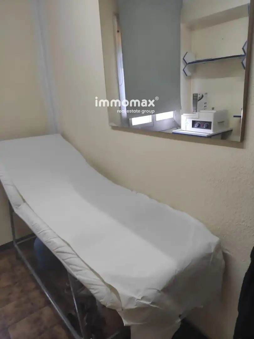Habitación de Local de alquiler en Cornellà de Llobregat
