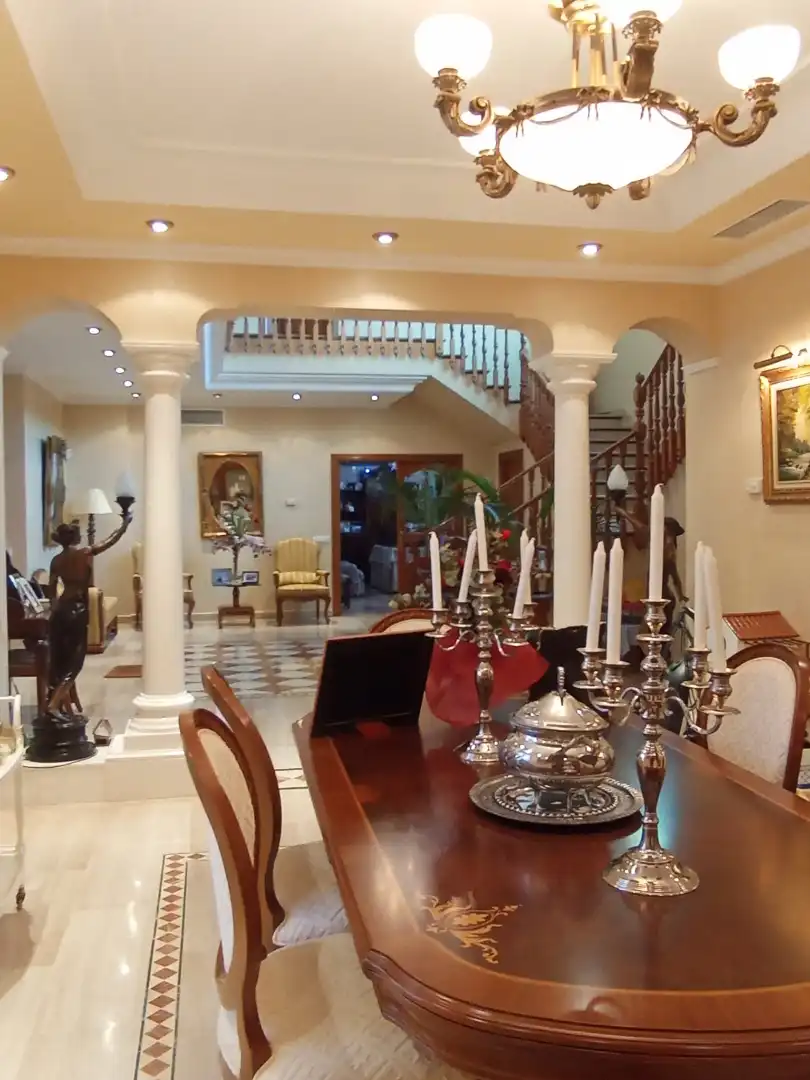 Haus oder Chalet zum Verkauf in Córdoba mit Klimaanlage, Heizung und Terrasse