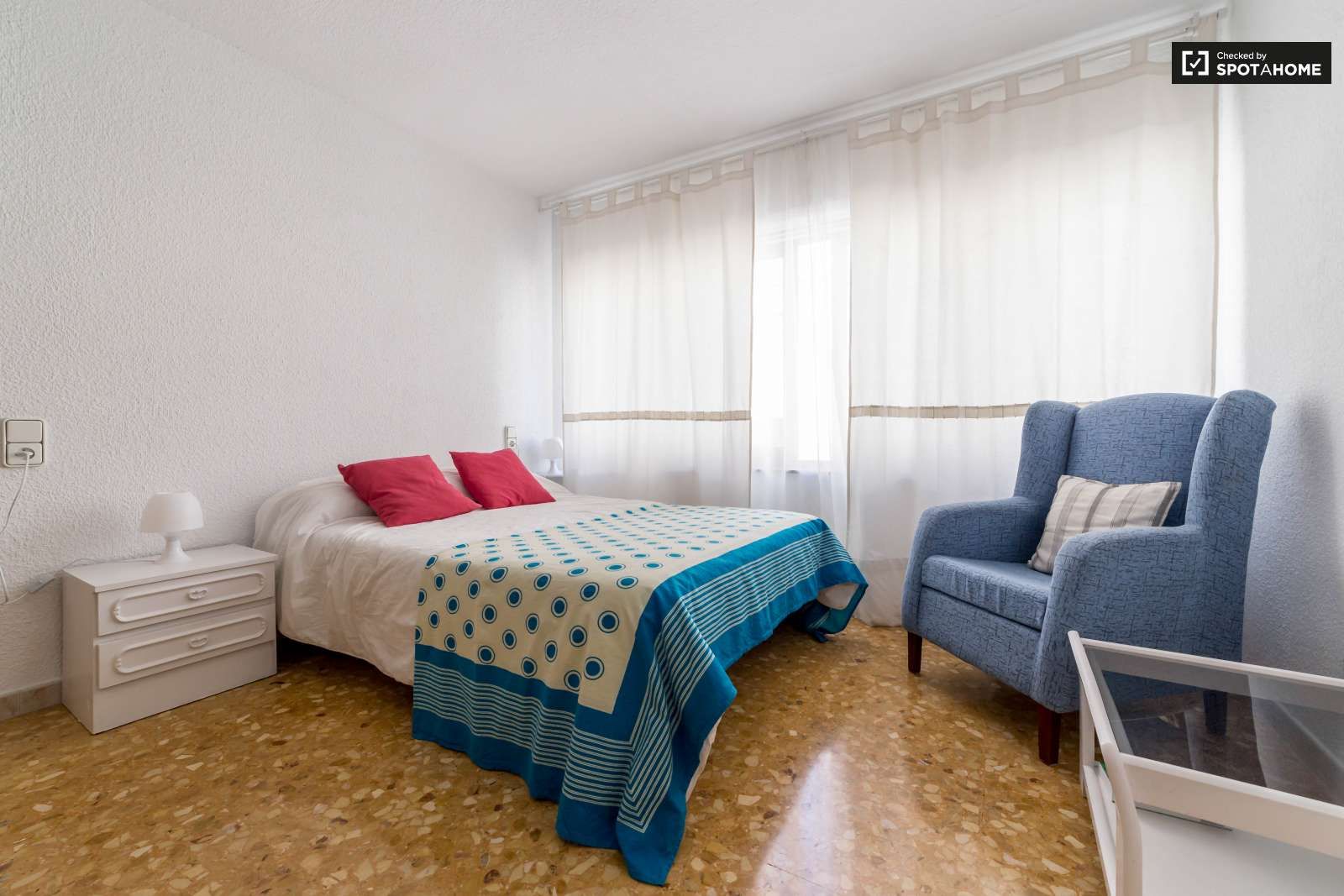 Study to share in Sant Francesc
