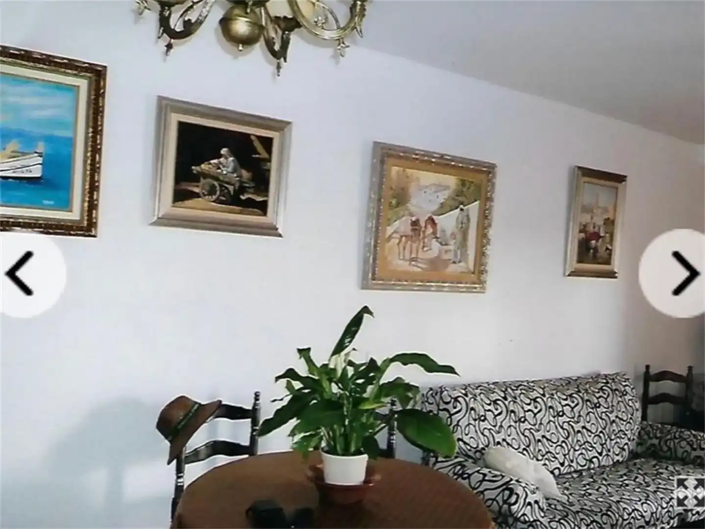 Sala d'estar de Finca rústica en venda en Las Tres Villas amb Jardí privat, Traster i Balcó