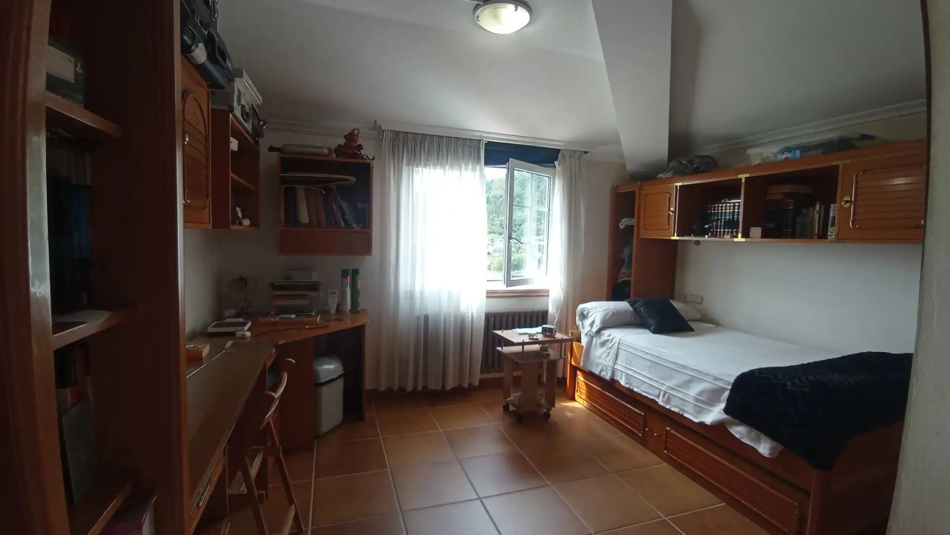 Habitación de Casa o chalet en venta en Pontevedra Capital  con Jardín privado, Terraza y Piscina