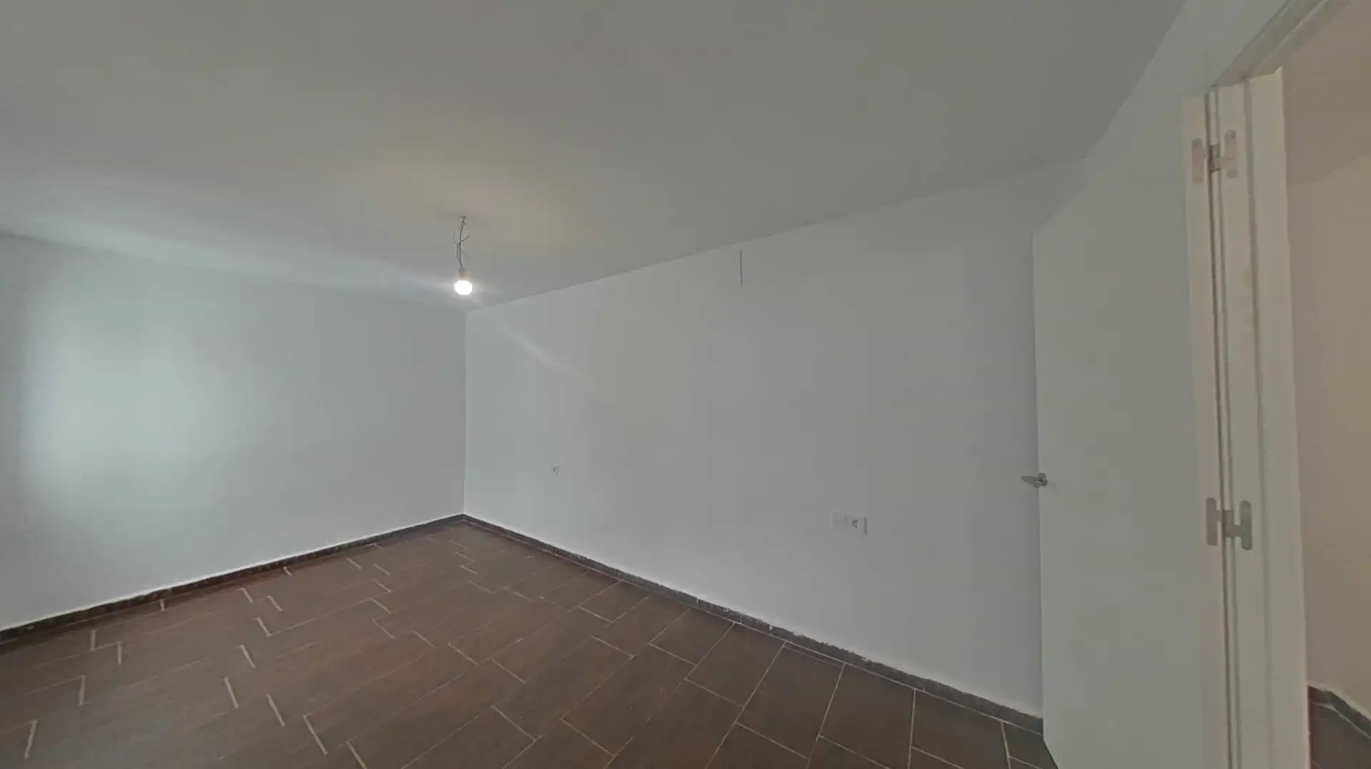 Piso en venta en L'Hospitalet de Llobregat con Balcón