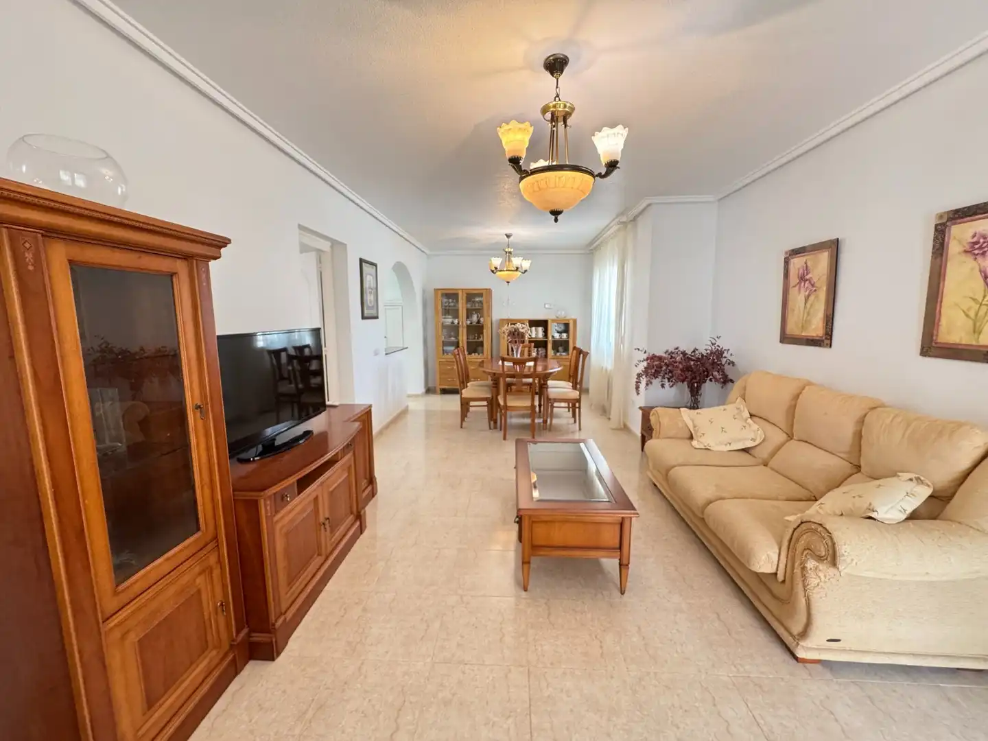 Sala d'estar de Casa o xalet en venda en Rojales amb Aire condicionat, Jardí privat i Terrassa