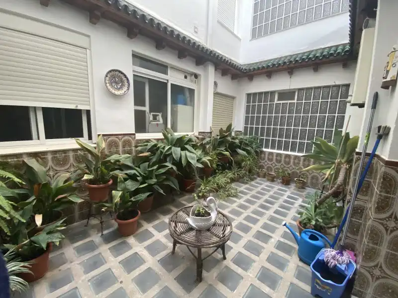 Terraza de Piso en venta en Lucena con Balcón y Internet
