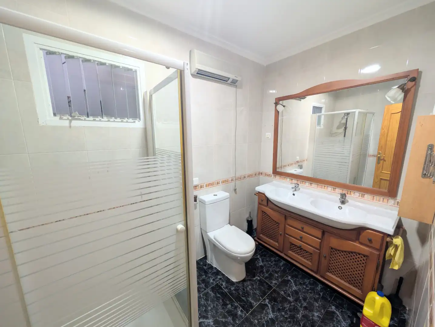Baño de Dúplex en venta en Cartagena con Aire acondicionado, Calefacción y Jardín privado