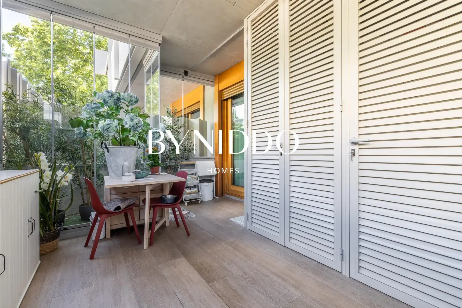 Terrassa de Planta baixa en venda en Sant Cugat del Vallès amb Aire condicionat, Calefacció i Jardí privat