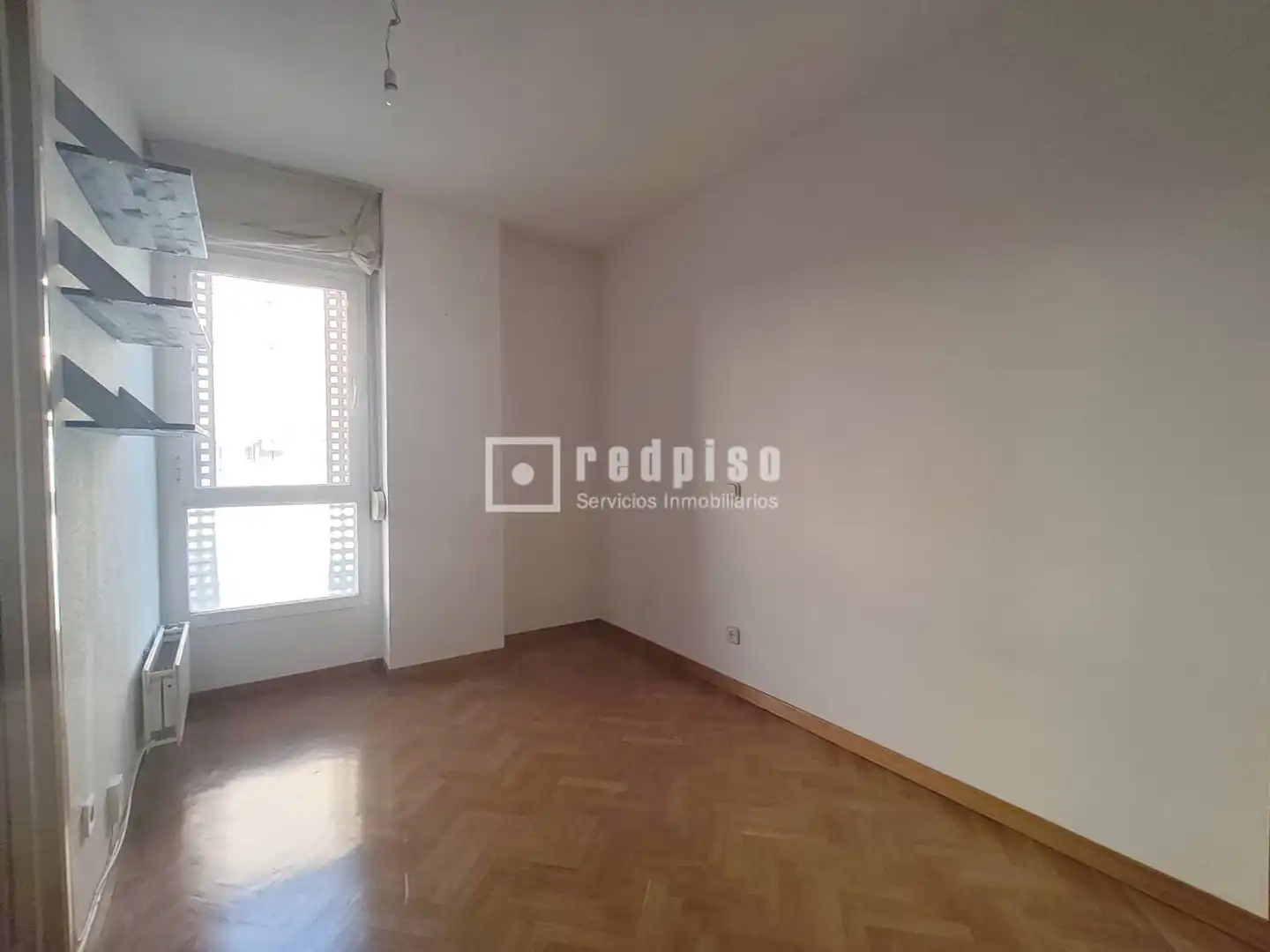 Habitación de Piso en venta en Madrid con Aire acondicionado, Calefacción y Jardín privado