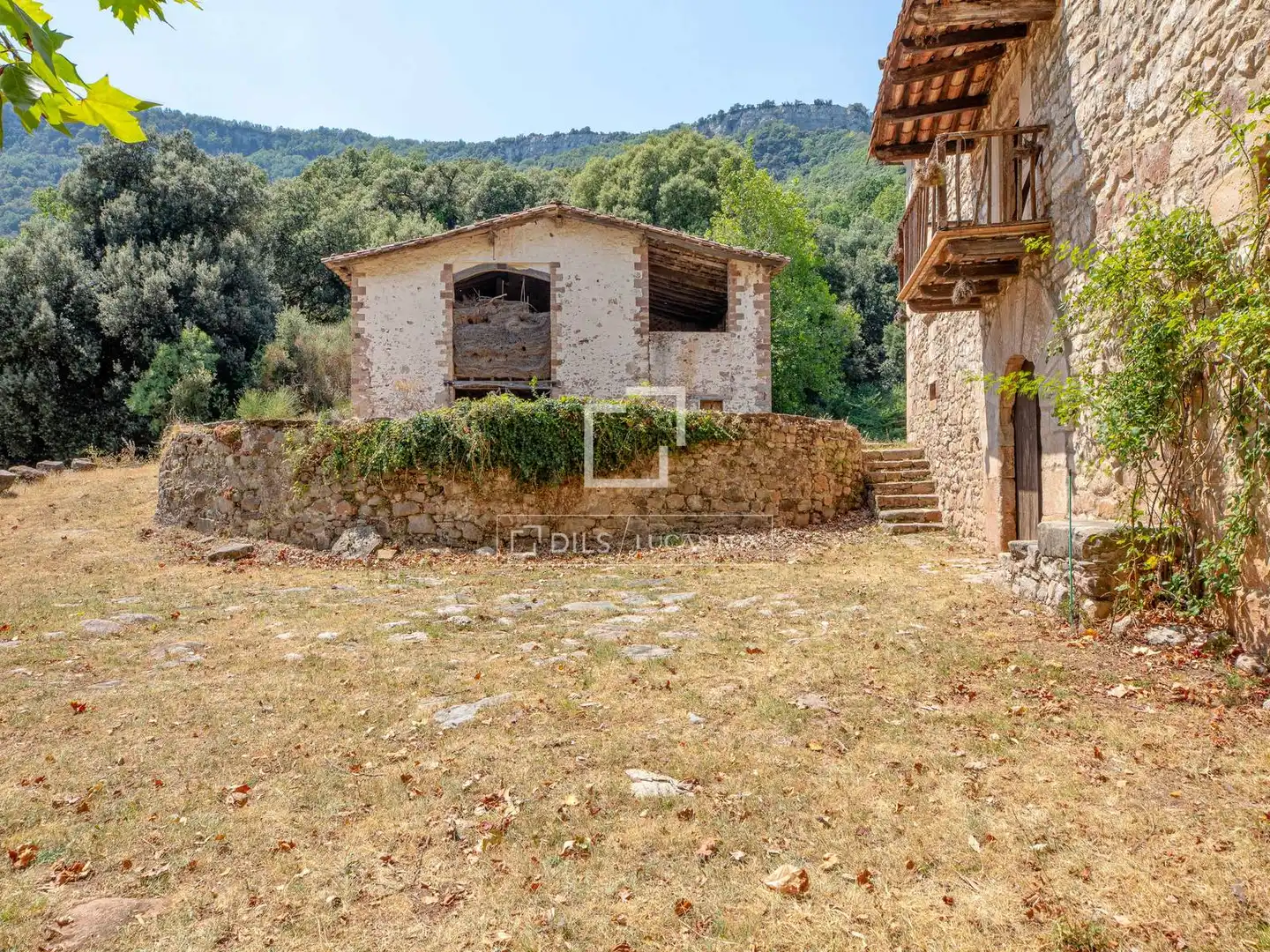 Außenansicht von Country house zum Verkauf in Les Planes d'Hostoles