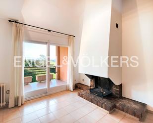 Living room of Single-family semi-detached for sale in Figueres  with Heating, Private garden and Terrace