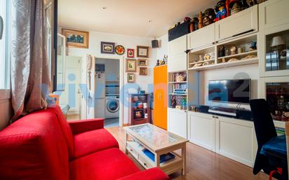 Living room of Flat for sale in  Madrid Capital