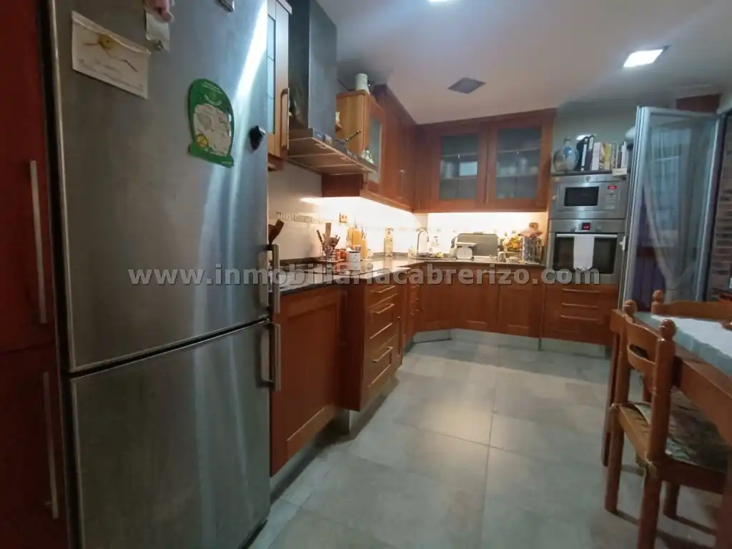 Cocina de Piso en venta en  Logroño con Aire acondicionado, Calefacción y Parquet