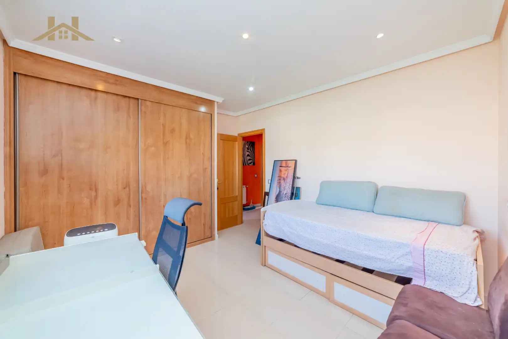 Habitación de Casa adosada en venta en Seseña con Calefacción, Jardín privado y Terraza