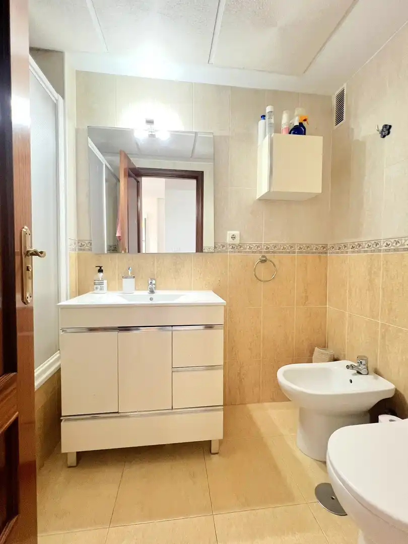 Baño de Apartamento en venta en Isla Cristina con Aire acondicionado, Calefacción y Terraza