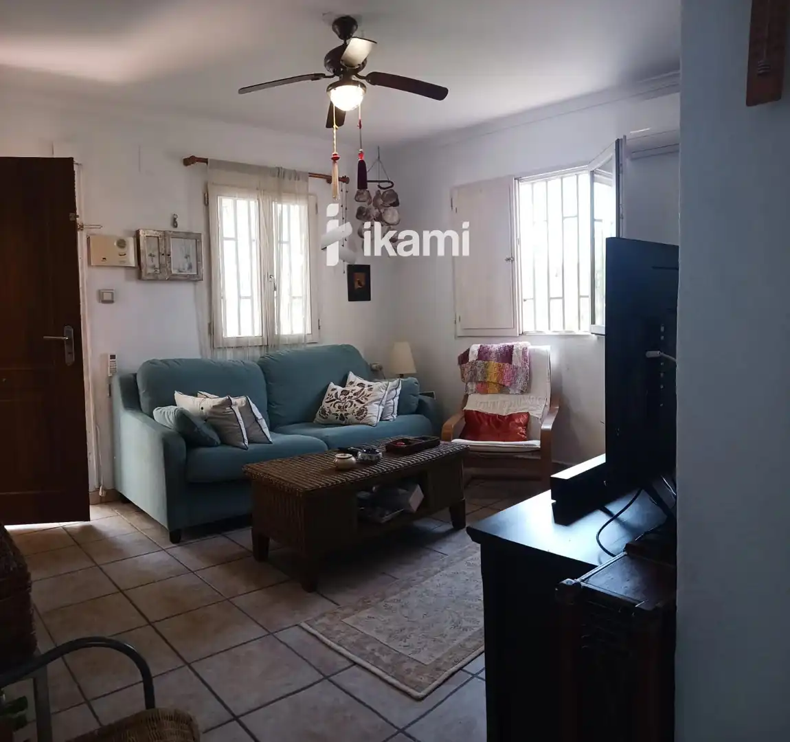 Living room of Houses for sale in Oliva  with Air Conditioner, Heating and Private garden