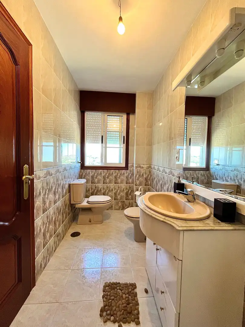 Baño de Casa o chalet en venta en Cambre  con Jardín privado