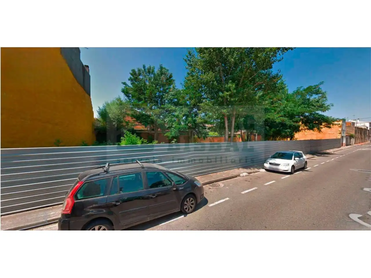 Vista exterior de Piso en venta en La Bisbal d'Empordà con Aire acondicionado, Calefacción y Balcón