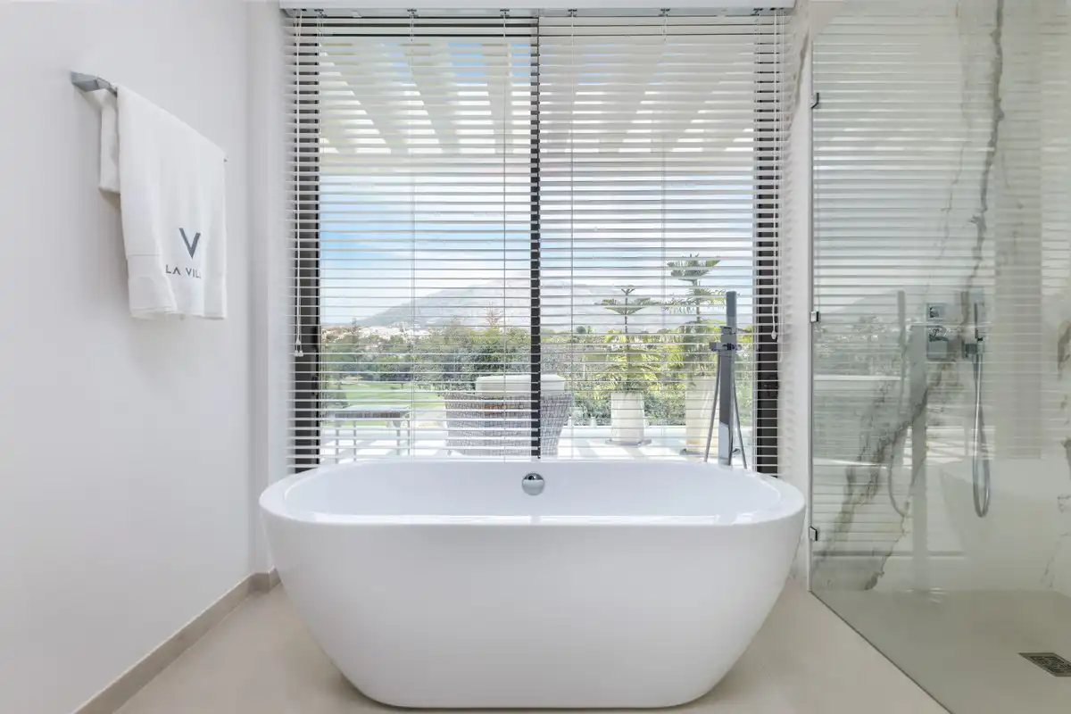 Casa amb piscina en venda a Nueva Andalucía, imagen 9