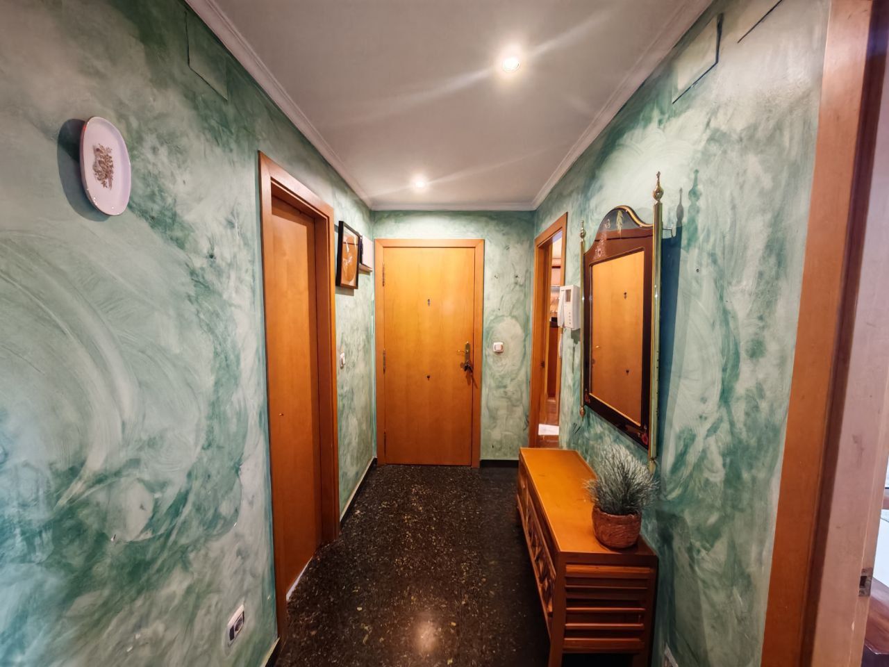 Flat for sale in Tavernes Blanques  with Air Conditioner, Furnished and Oven