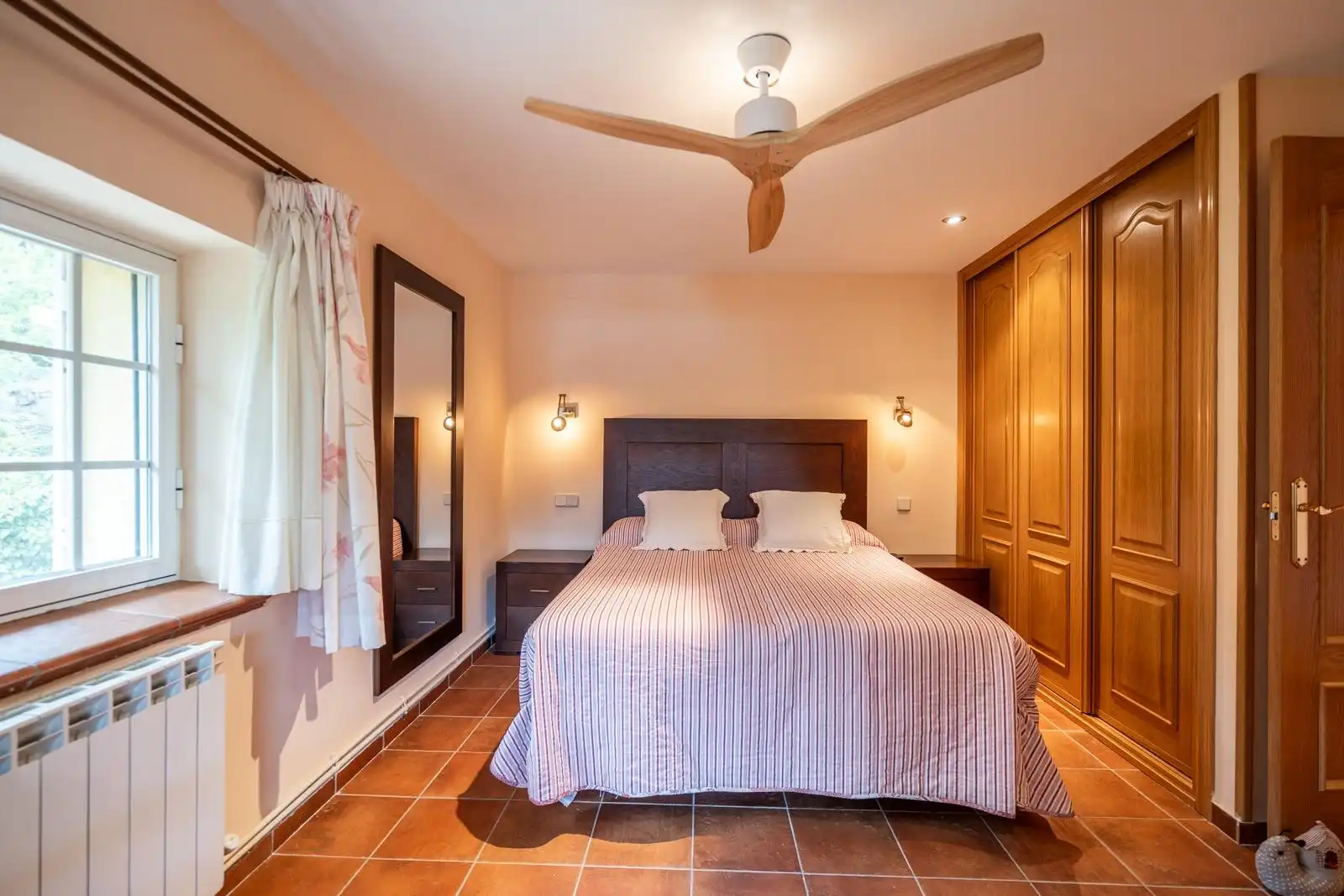 Bedroom of Country homes for sale in El Barraco   with Heating, Private garden and Terrace