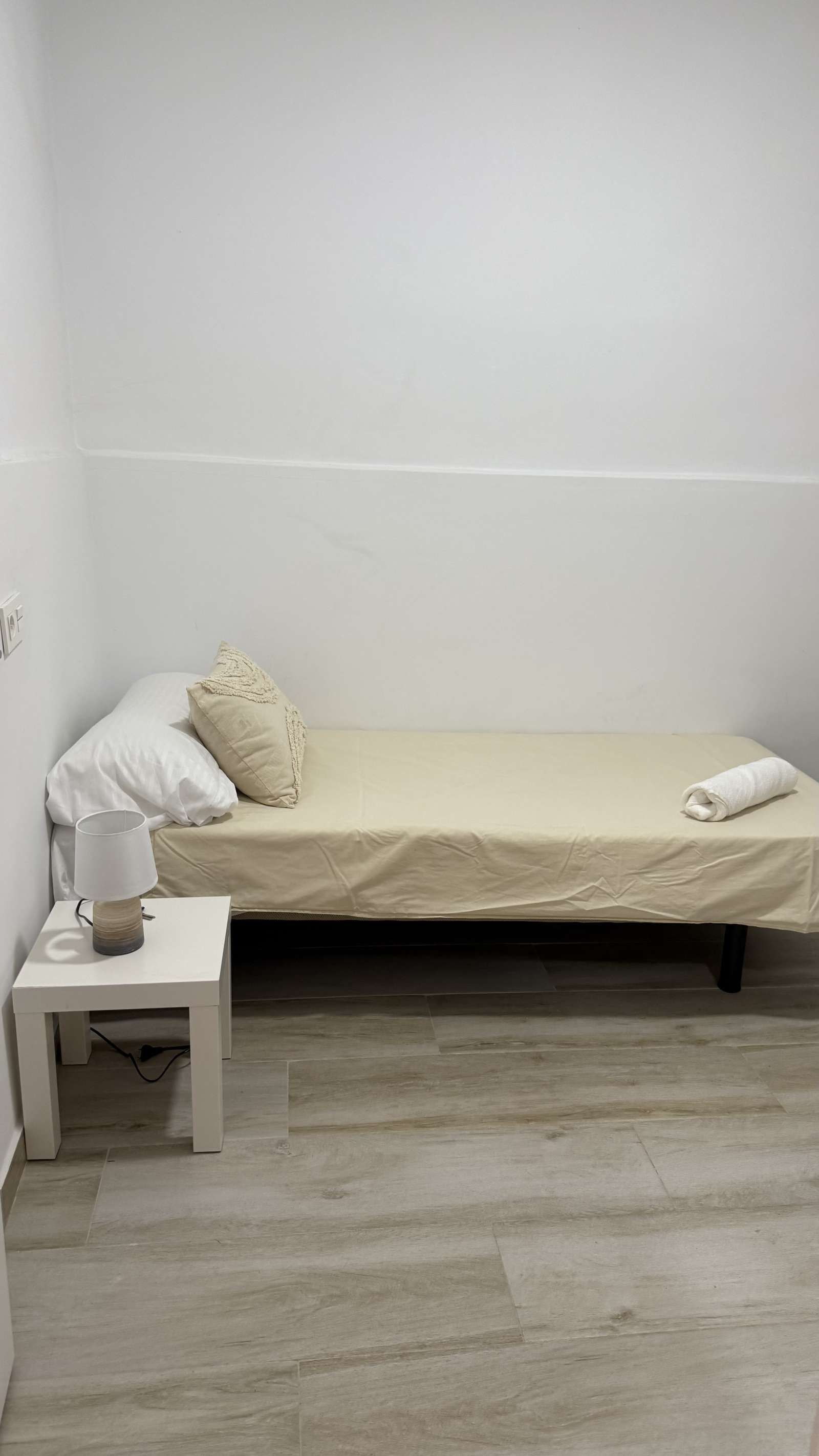 Bedroom of Flat to share in  Murcia Capital  with Air Conditioner and Terrace