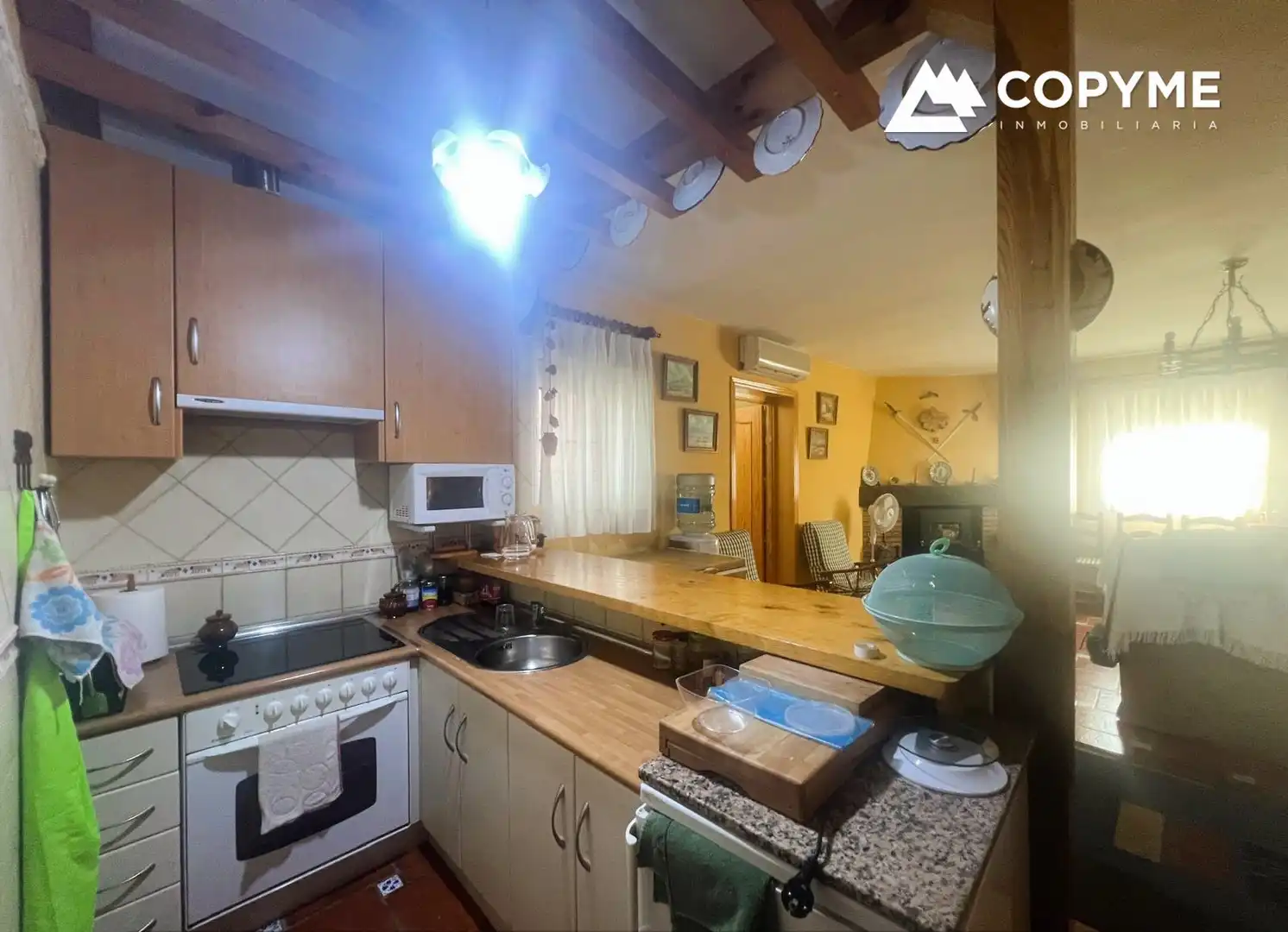Cocina de Casa o chalet en venta en Novés con Aire acondicionado, Calefacción y Jardín privado