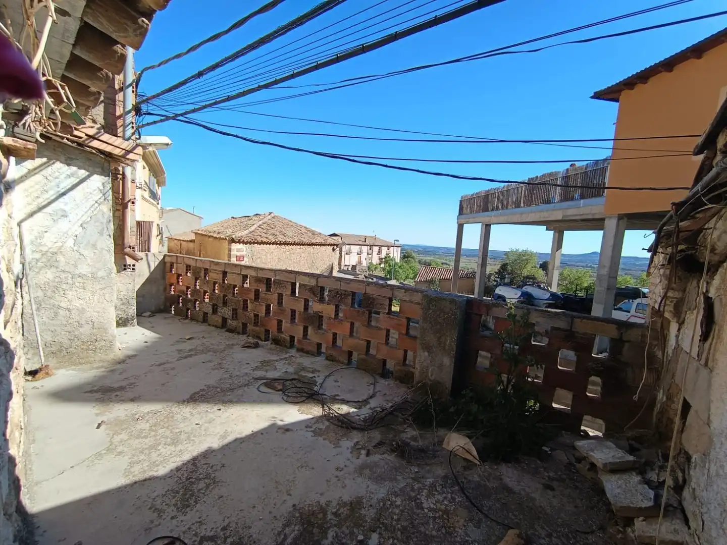 Country homes for sale in Salas Altas