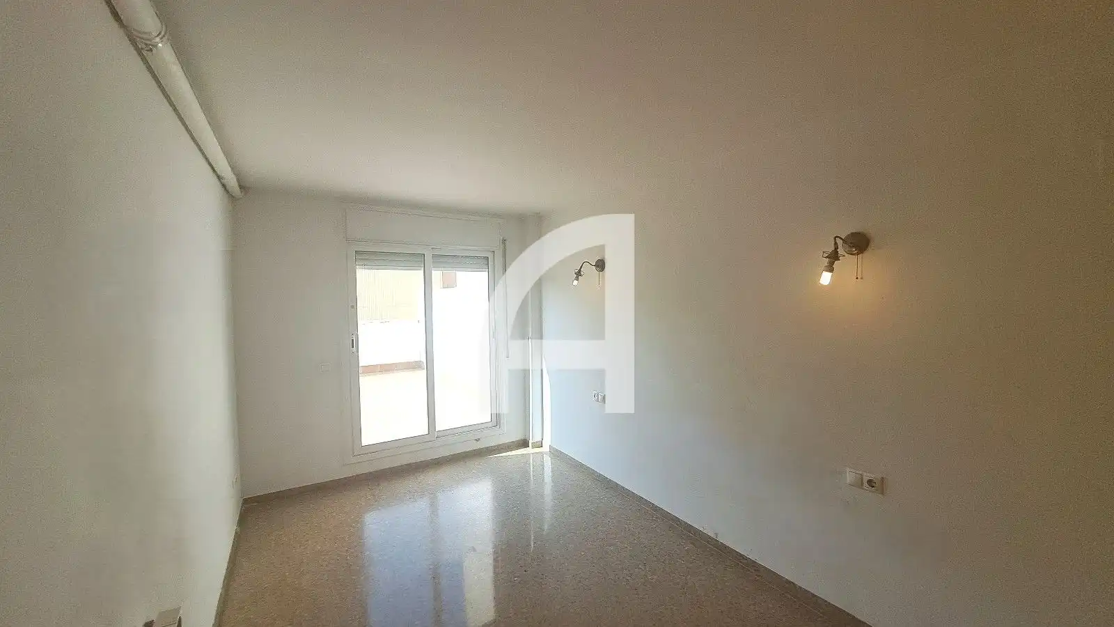 Habitación de Piso en venta en Terrassa con Calefacción, Terraza y Trastero