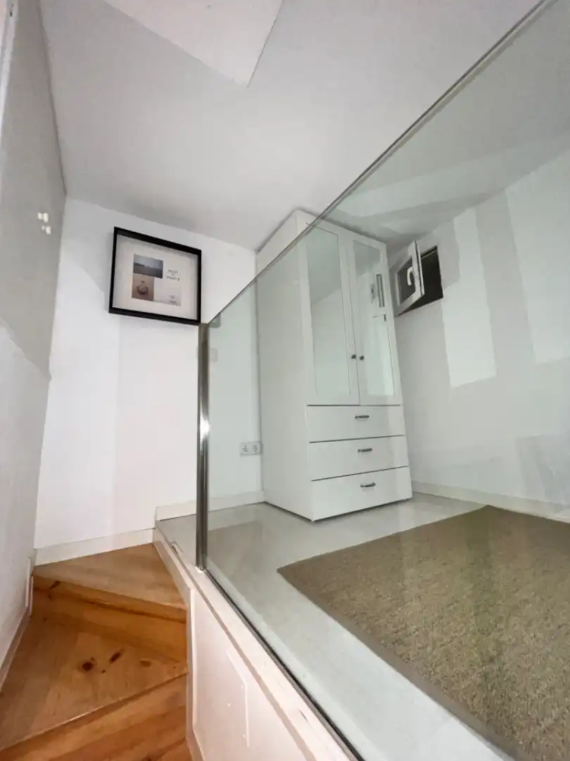 Estudio de alquiler en Calle de Caramuel, Puerta del Ángel
