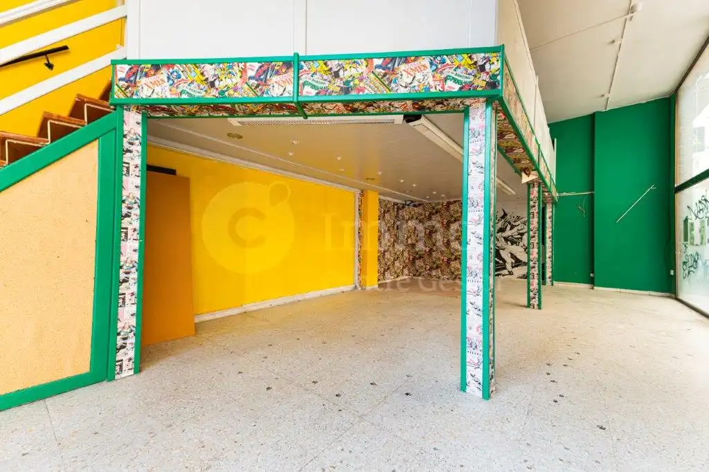 Gewerbefläche zum Verkauf in Carrer Igualada, imagen 7