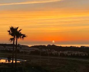 Vista exterior de Apartament de lloguer en Mijas amb Aire condicionat, Calefacció i Terrassa