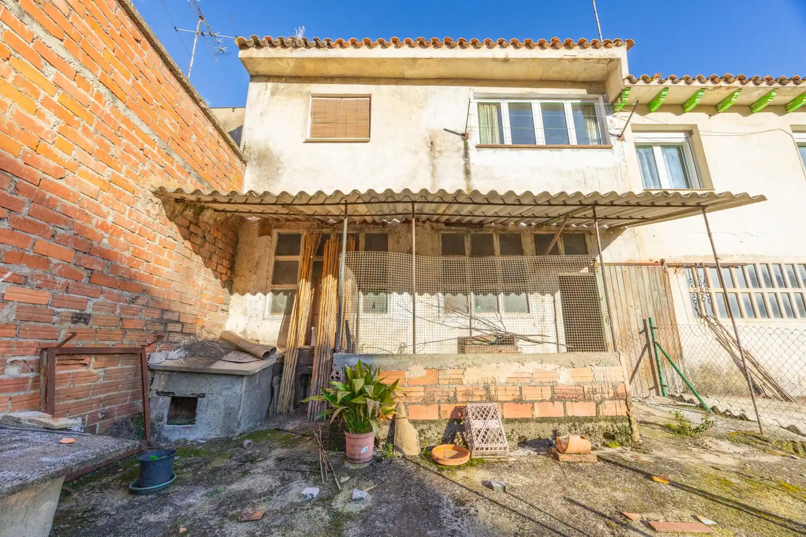 Außenansicht von Einfamilien-Reihenhaus zum Verkauf in Sant Quirze de Besora