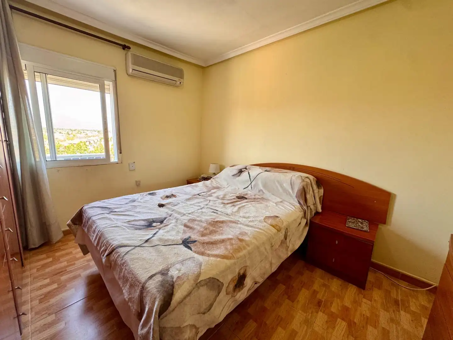 Habitación de Piso en venta en San Vicente del Raspeig / Sant Vicent del Raspeig con Aire acondicionado y Amueblado