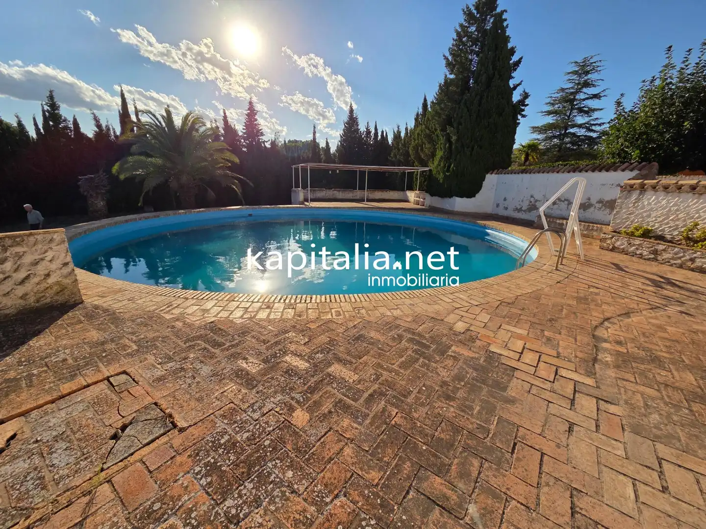 Piscina de Casa o xalet en venda en Ontinyent amb Jardí privat, Traster i Piscina comunitària