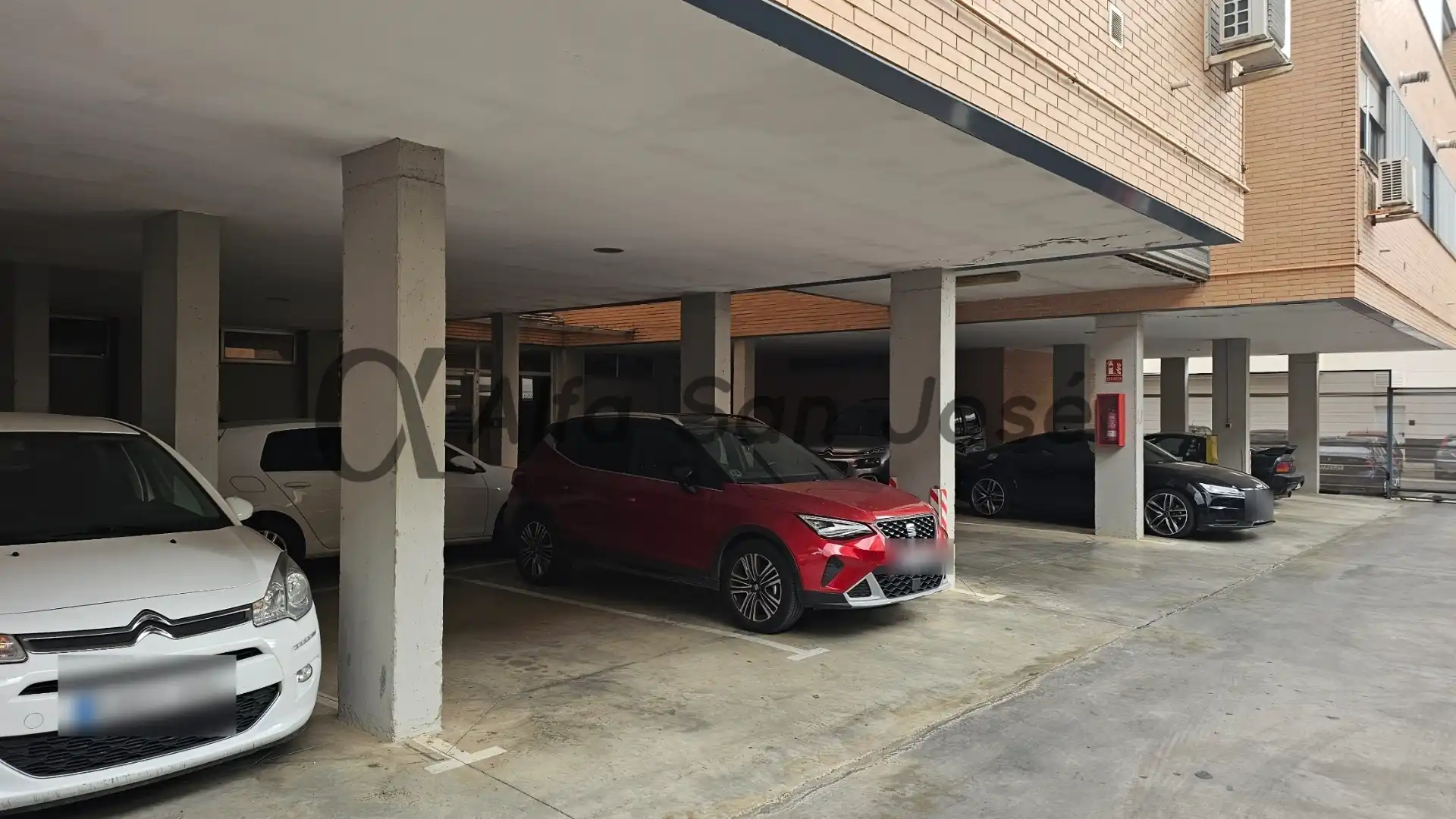 Aparcament de Garatge de lloguer en La Rinconada