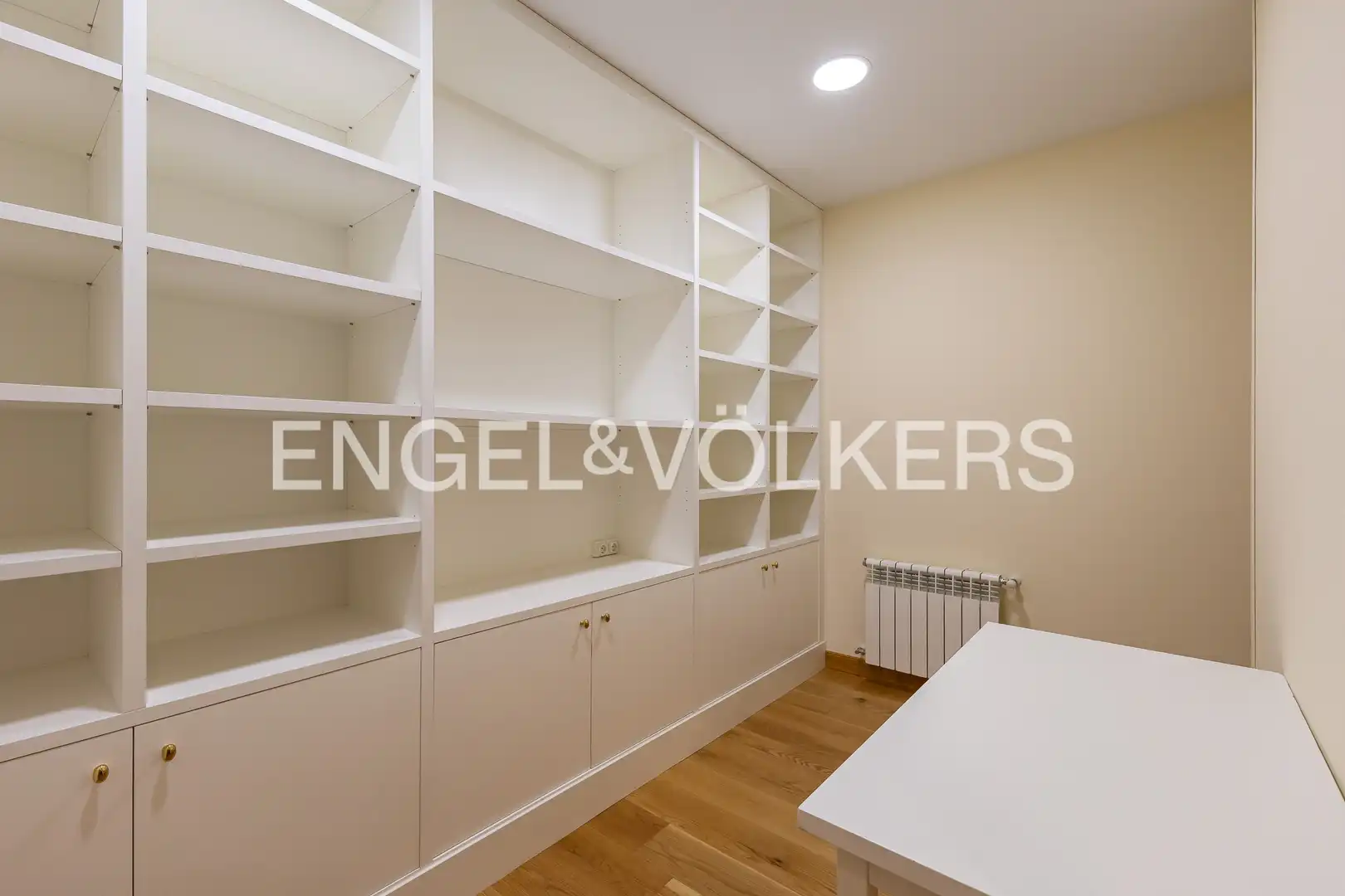Casa o xalet de lloguer en Madrid amb Aire condicionat, Calefacció i Jardí privat