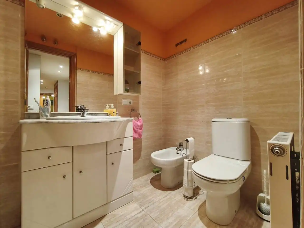 Bathroom of Flat for sale in Burgos  with Heating, Parquet flooring and Terrace