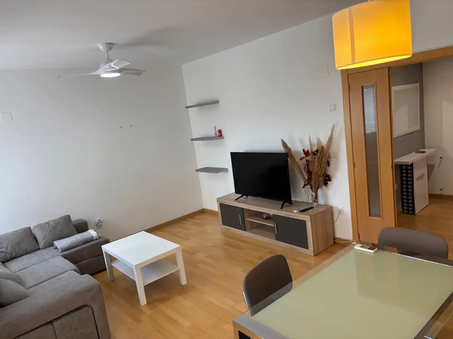 Sala de estar de Piso de alquiler en Las Trescientas - San Francisco - Ciudad Vergel  