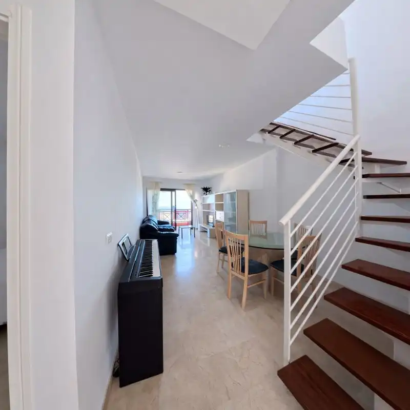 Ático en venta en Arona con Terraza, Amueblado y Horno
