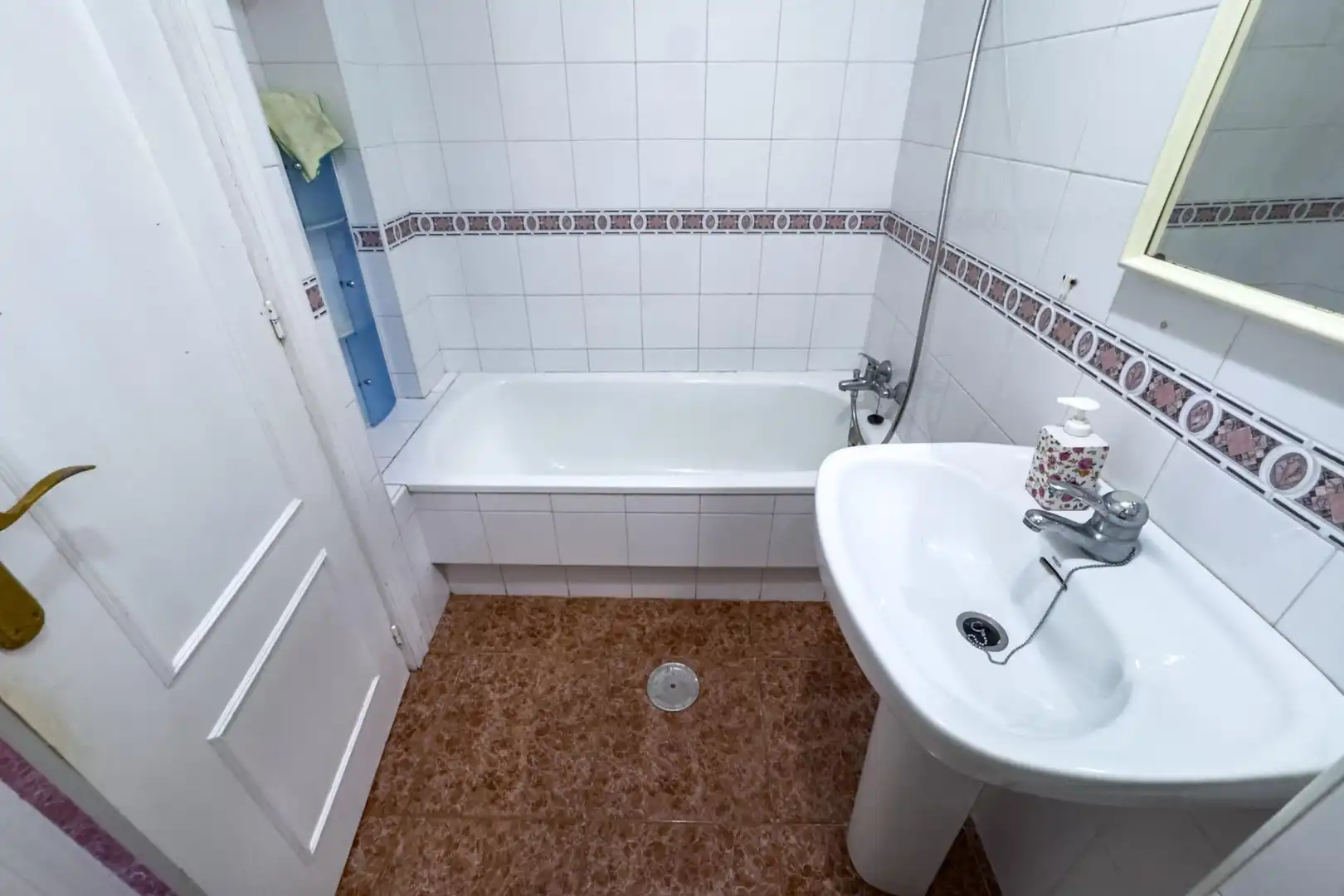 Bany de Pis en venda en Torrevieja amb Aire condicionat, Terrassa i Balcó