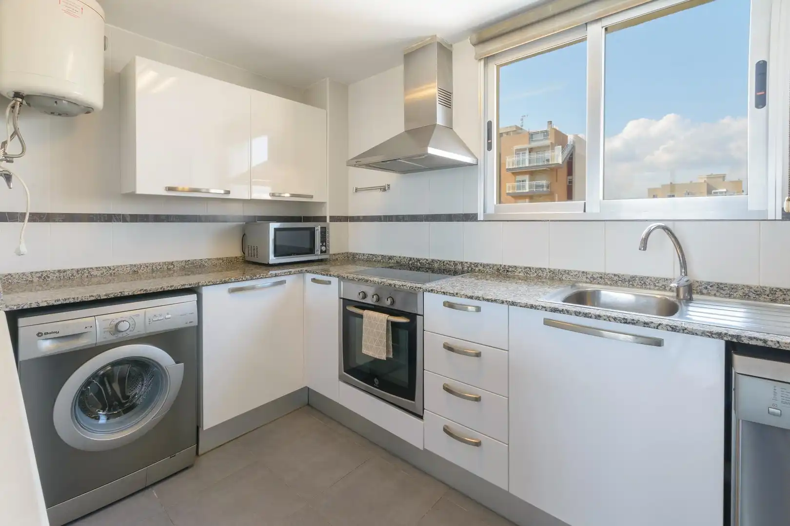 Cocina de Ático en venta en Piles con Aire acondicionado, Calefacción y Jardín privado