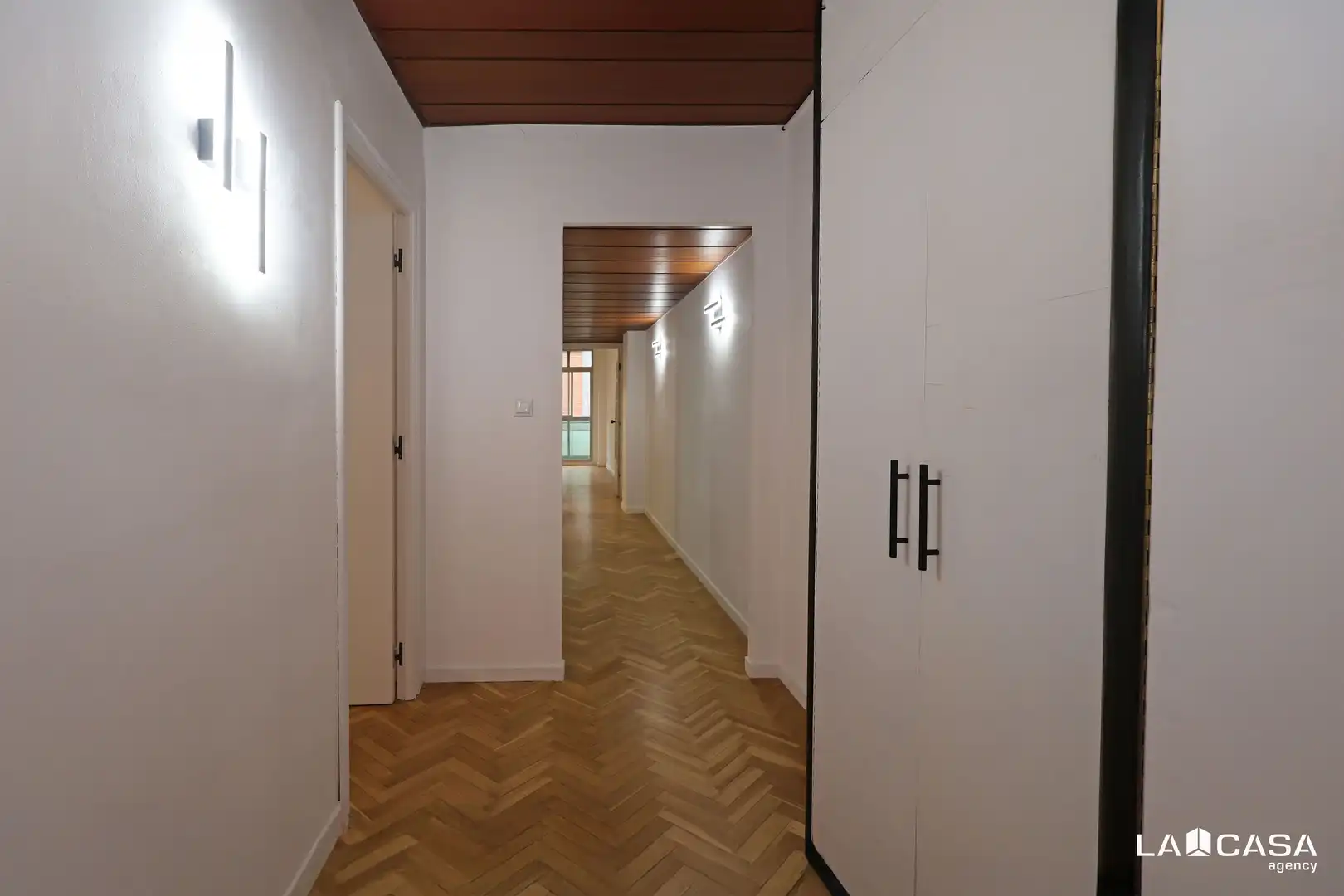 Piso en venta en Barcelona con Balcón