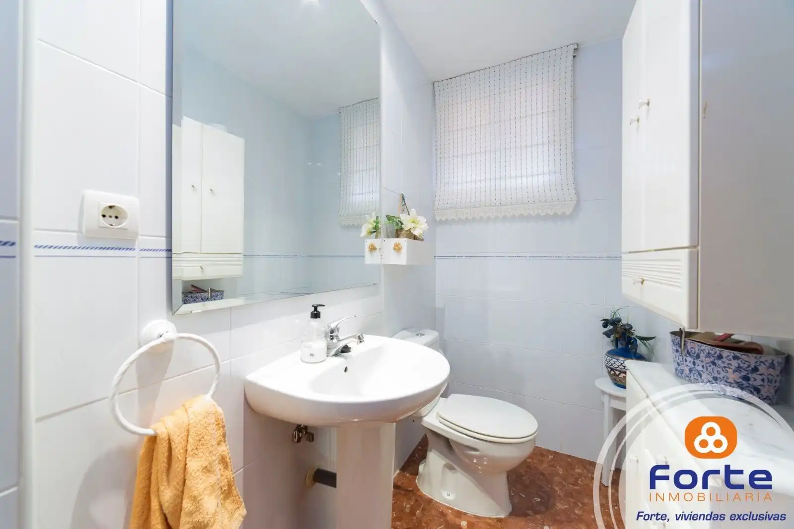 Dúplex en venda a Santa Rosa - Valdeolleros