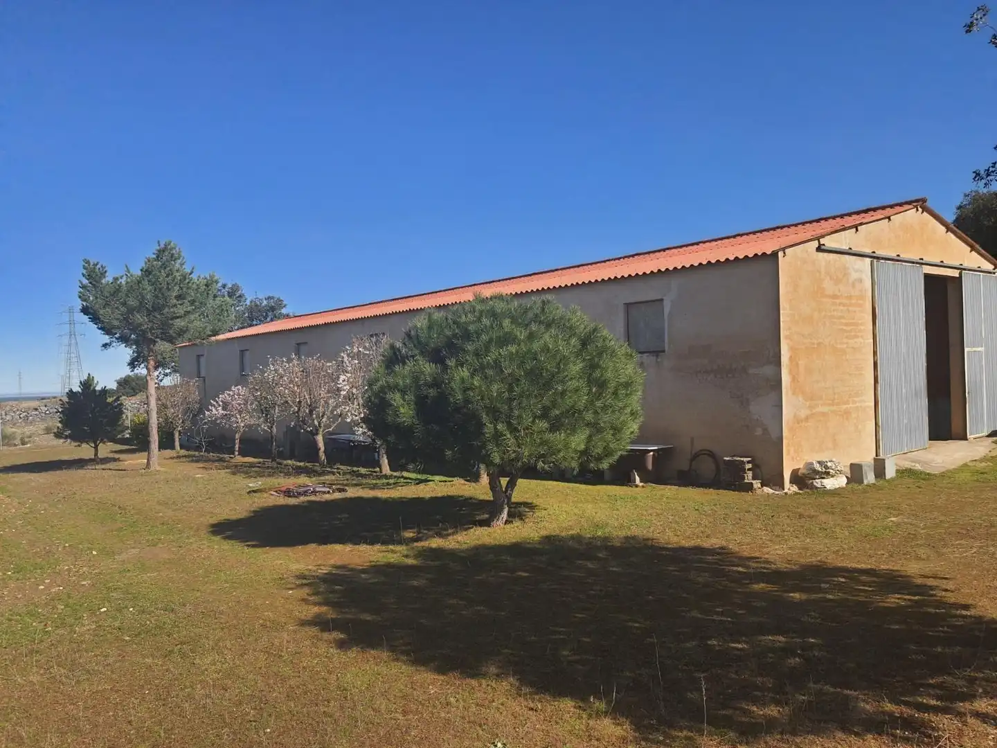 Exterior view of Industrial buildings for sale in Bernardos